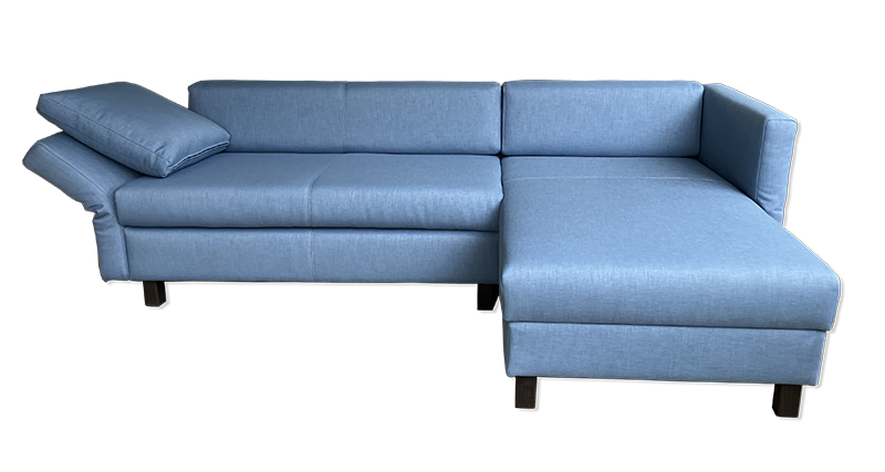 Höchste Flexibilität mit den verstellbaren Armlehnen unseres libro recamiere Schlafsofas.