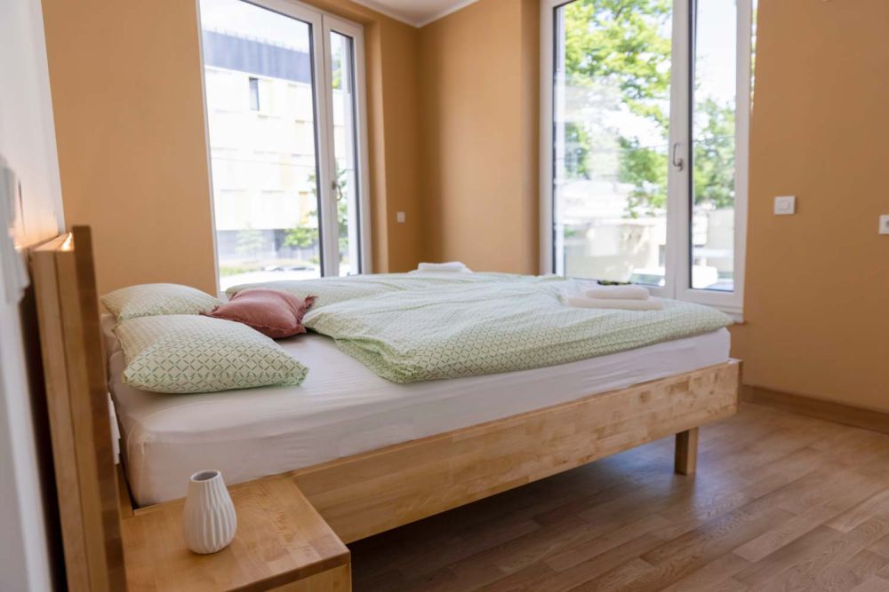 Familienhaus Bonn Doppelbett im Familienhaus