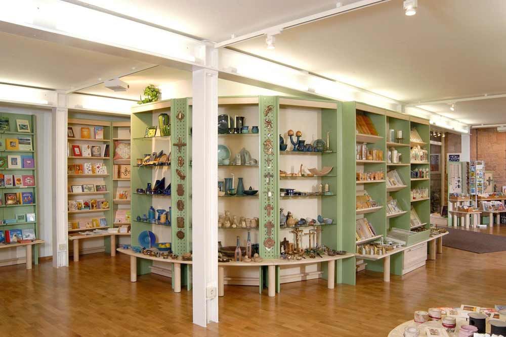 Buch- und Kunsthandlung, Abtei Lichtenthal Individuelle Bücherregale