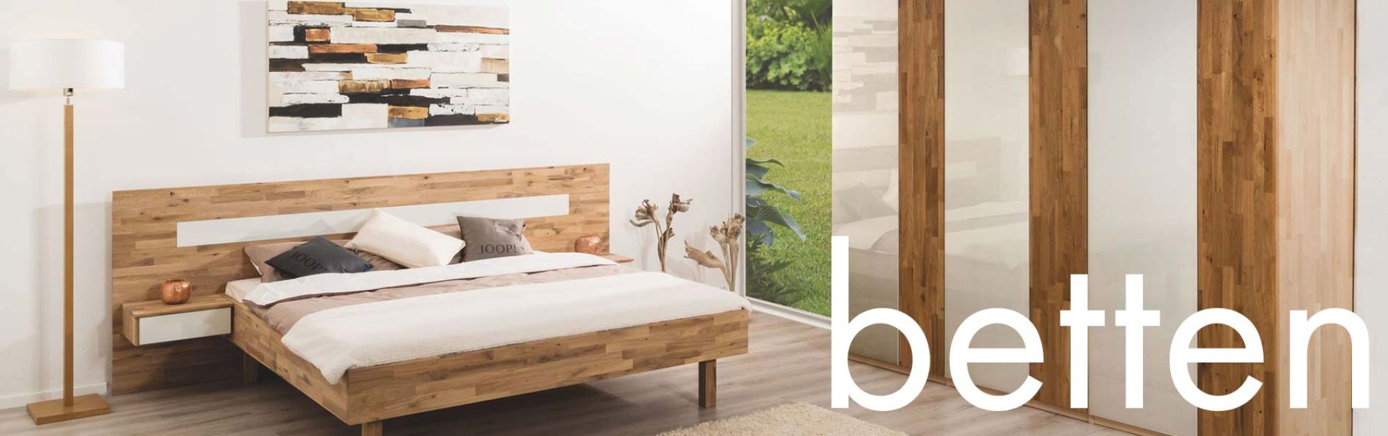 Bett aus Massivholz