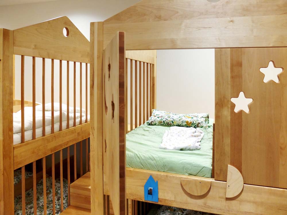 Stockbetten im Ruheraum